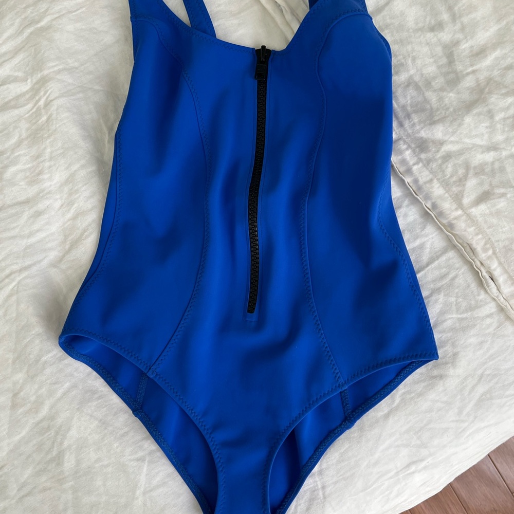 Lisa Marie Fernandez swimsuit